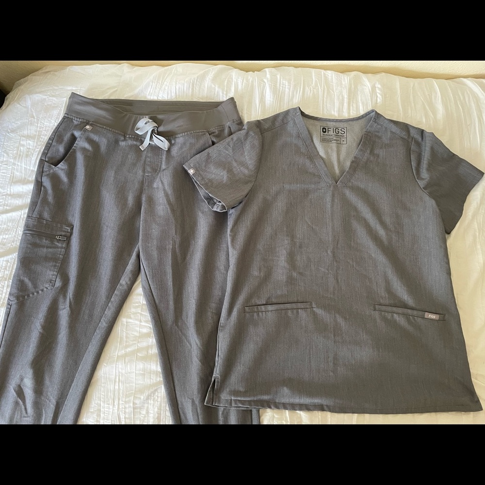 Women’s scrubs!
